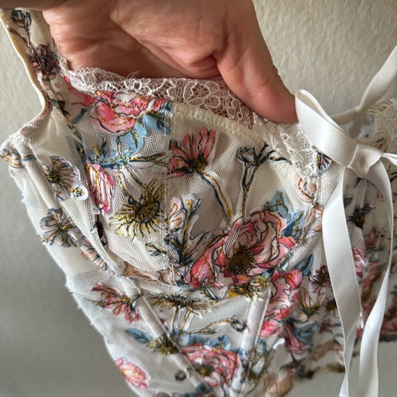 Victoria’s Secret  Dream Angels Unlined Bra Top Embroidered Corset Bustier 32C - Picture 5 of 10